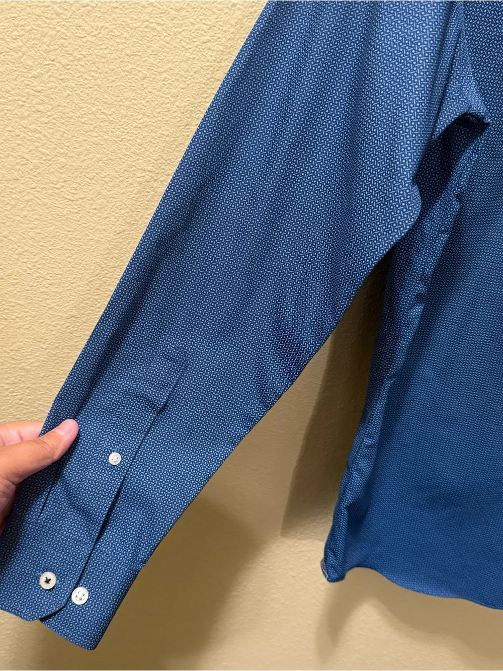 Men’s Small Banana Republic Blue Non-Iron Camden Fit Long Sleeve Button Up Shirt